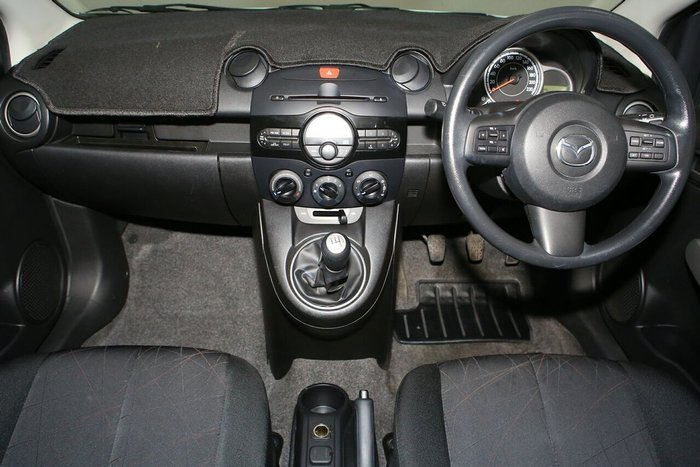 2013 Mazda 2 Neo