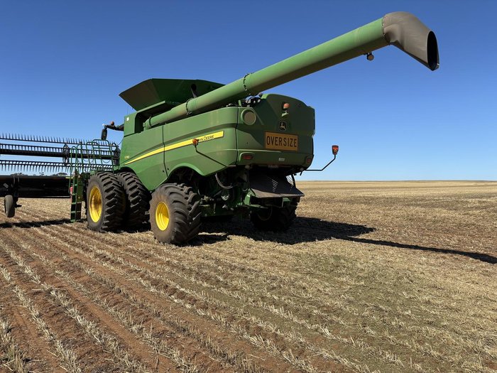 2019 John Deere S780 Green