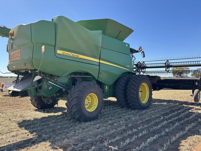 2019 John Deere S780 Green