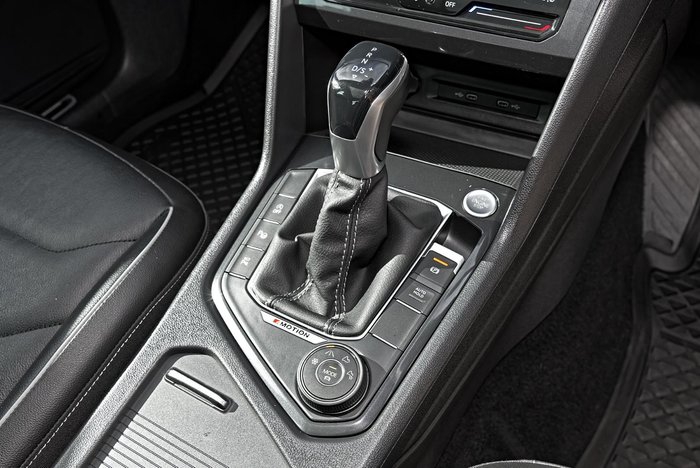 2021 Volkswagen Tiguan 162TSI R-Line