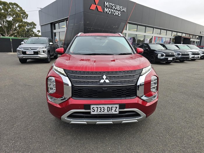 2022 Mitsubishi Outlander Exceed