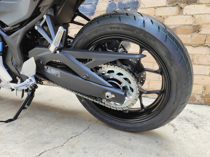 2025 YAMAHA YZF-R3 ROAD WHITE