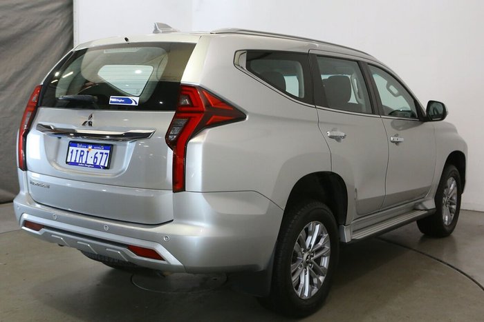 2020 Mitsubishi Pajero Sport GLX