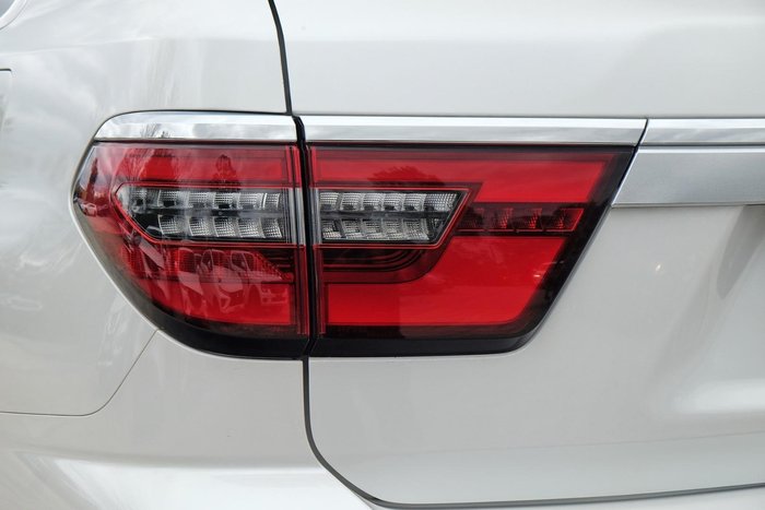 2023 Nissan Patrol Ti Y62 MY22 4X4 Dual Range Moonstone White