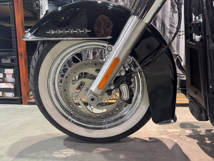 2020 Harley-davidson FLDE DELUXE (107) Vivid Black