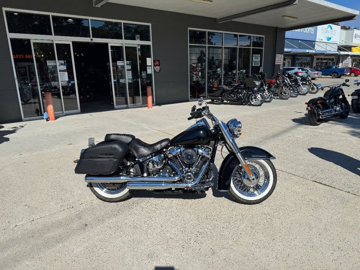 2020 Harley-davidson FLDE DELUXE (107) Vivid Black
