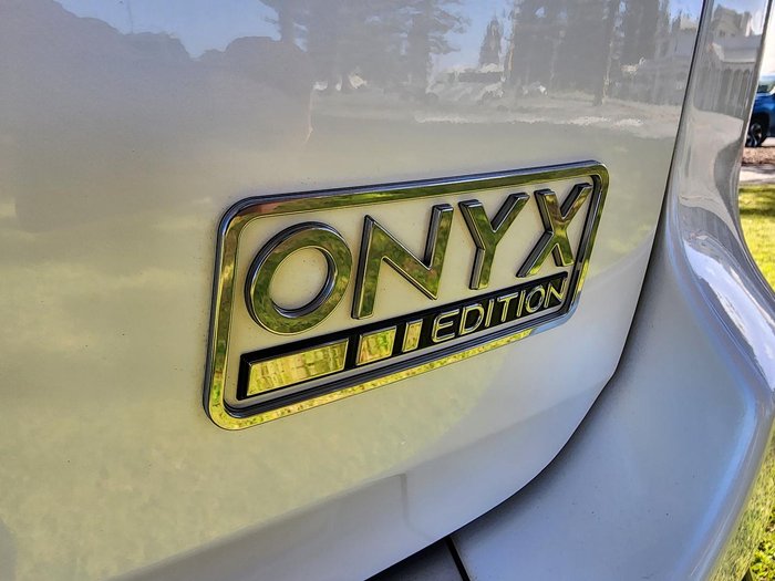 2020 Isuzu MU-X Onyx Edition