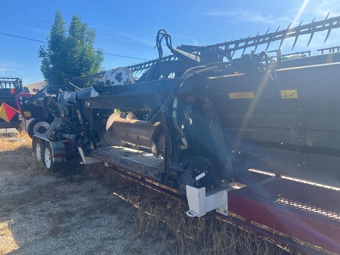 2012 CASE IH 2152 Case 2152 40Ft Header Front