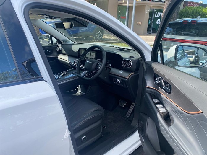 2025 Jaecoo J8 Track