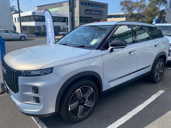 2025 Jaecoo J7 SHS Summit