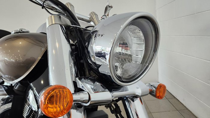2013 Suzuki Boulevard C109RT (VLR1800T) Boulevard Silver