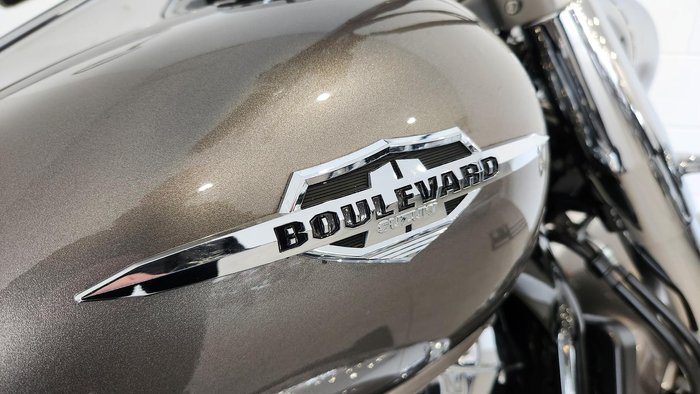 2013 Suzuki Boulevard C109RT (VLR1800T) Boulevard Silver