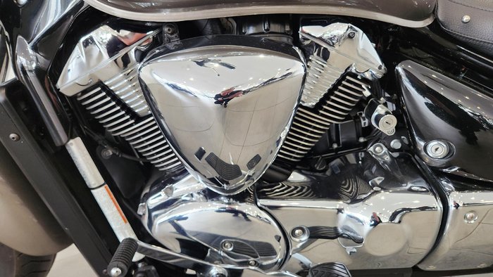 2013 Suzuki Boulevard C109RT (VLR1800T) Boulevard Silver