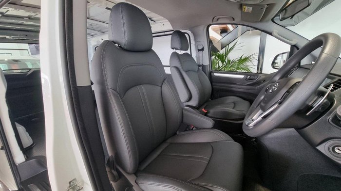 2023 LDV G10 +