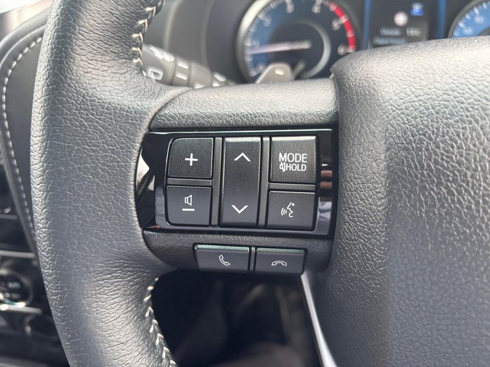 2025 Toyota Fortuner Crusade