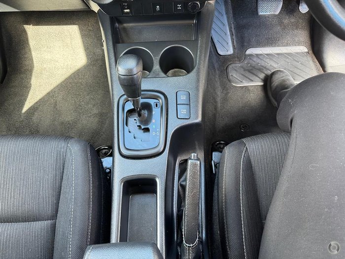 2017 Toyota Hilux SR