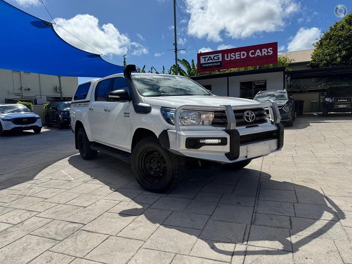 2017 Toyota Hilux SR