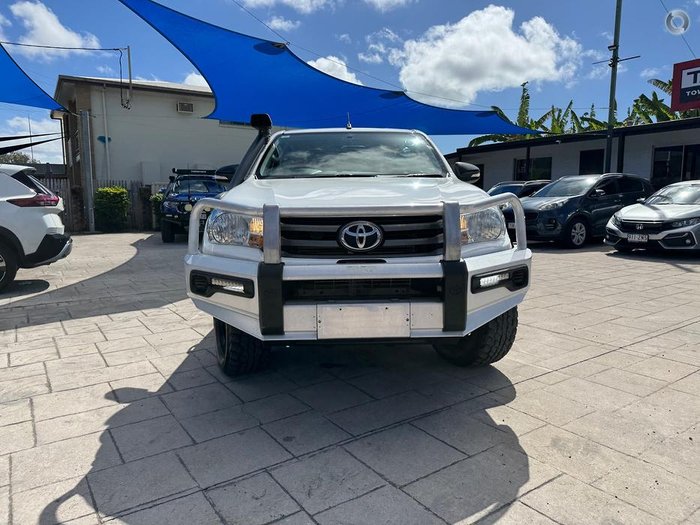 2017 Toyota Hilux SR