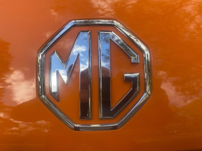 2024 MG MG4 Essence 64 150kW MEH32 MY24 Volcano Orange