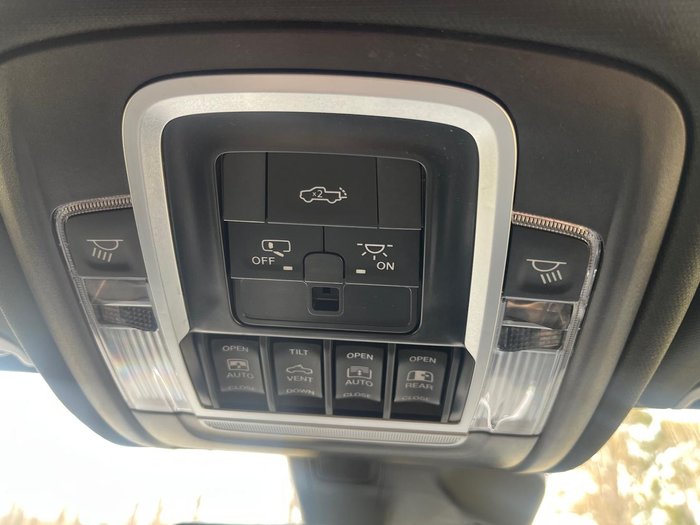 2025 RAM 1500 Laramie Sport Hurricane SO RamBox