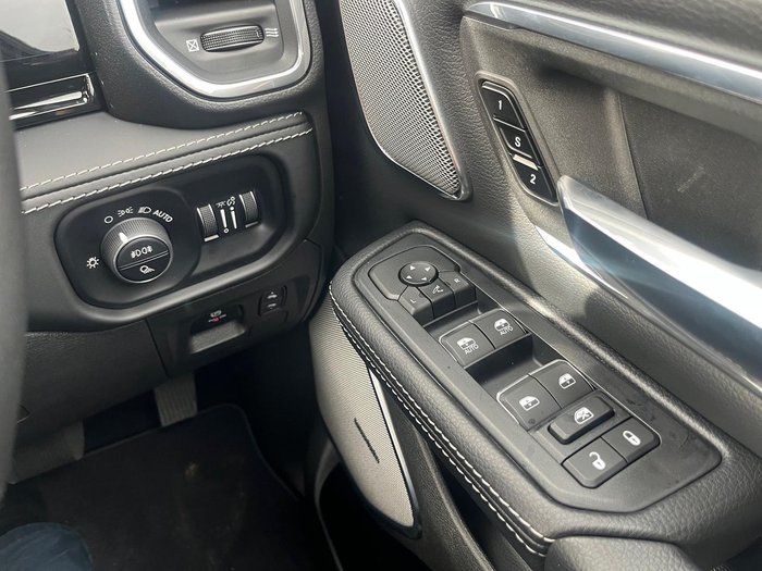 2025 RAM 1500 Laramie Sport Hurricane SO RamBox