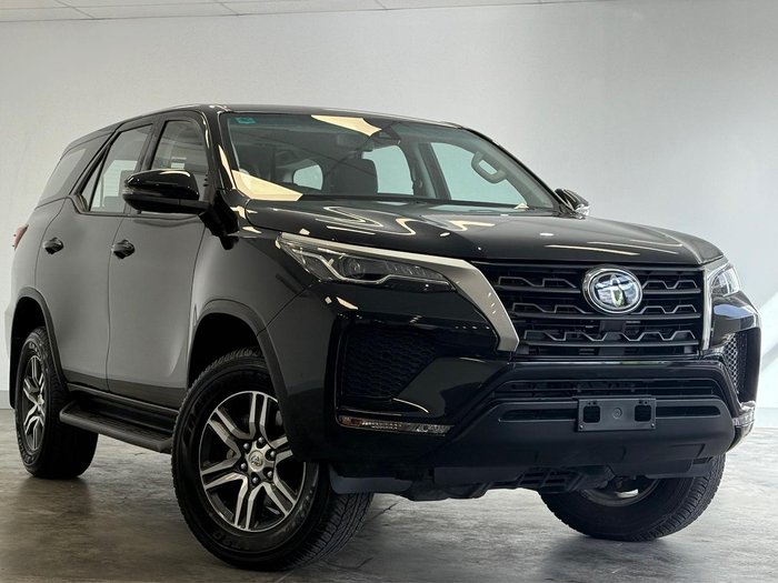 2023 Toyota Fortuner GX