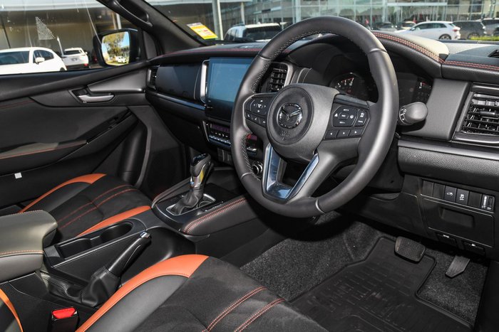 2025 Mazda BT-50 SP
