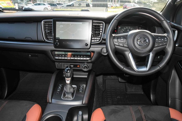 2025 Mazda BT-50 SP