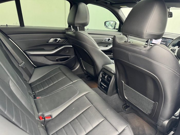 2020 BMW 3 Series 320i M Sport