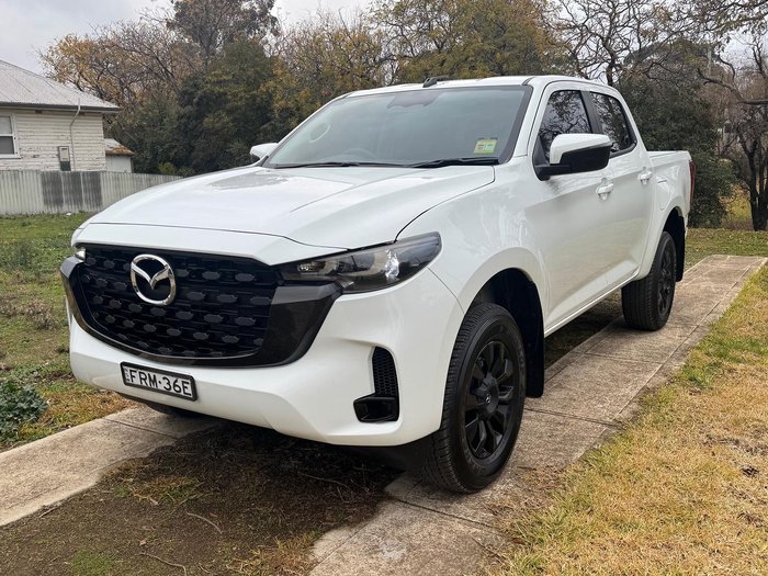 2024 Mazda BT-50 XT