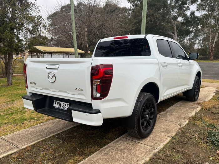 2024 Mazda BT-50 XT