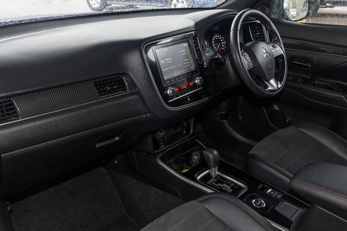 2019 Mitsubishi Outlander Black Edition