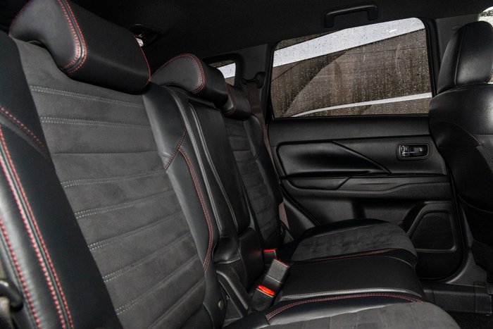 2019 Mitsubishi Outlander Black Edition