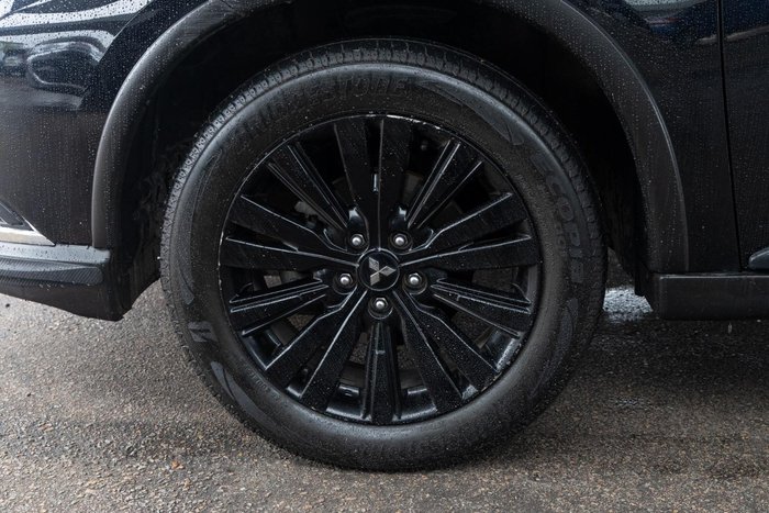 2019 Mitsubishi Outlander Black Edition
