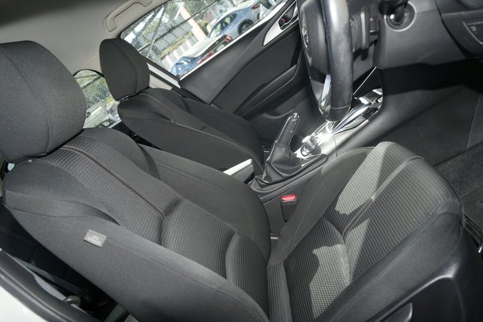 2017 Mazda 3 Maxx