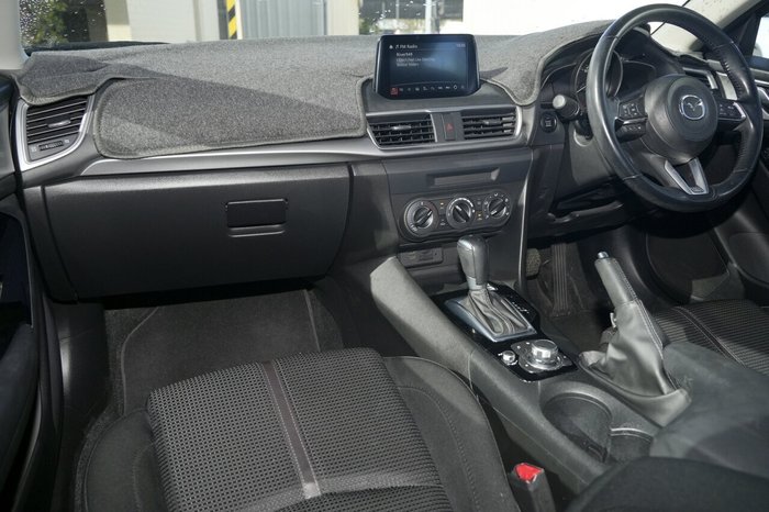 2017 Mazda 3 Maxx