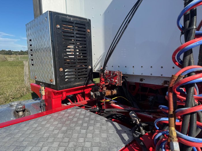 2013 Kenworth T659 500,000KMS GENUINE - 140t GCM White