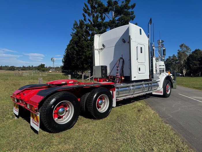 2013 Kenworth T659 500,000KMS GENUINE - 140t GCM White
