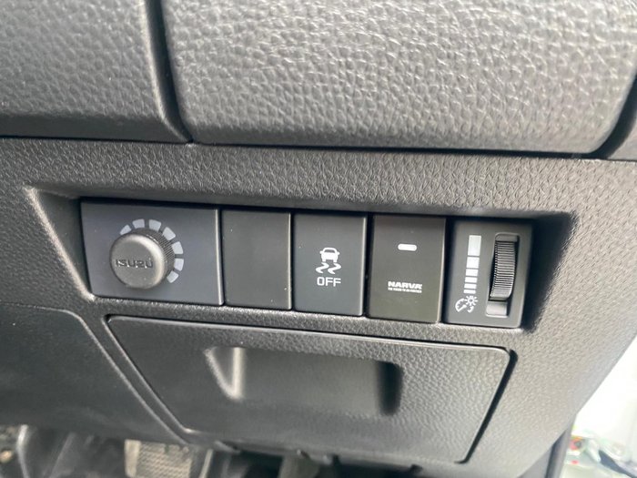 2025 Isuzu D-MAX SX High Ride