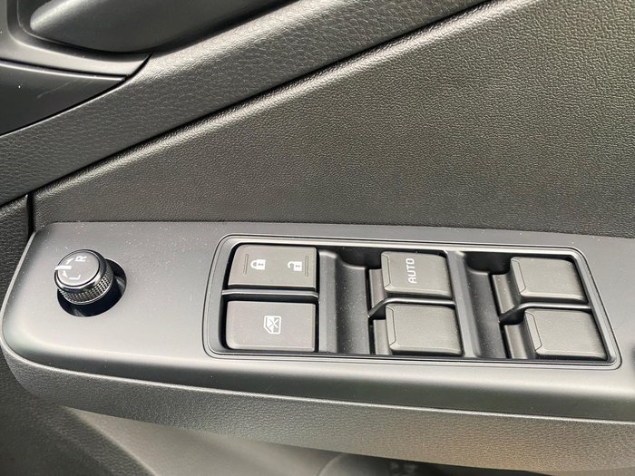 2025 Isuzu D-MAX SX High Ride