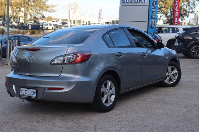 2011 Mazda 3 Neo