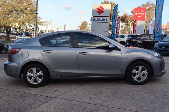 2011 Mazda 3 Neo