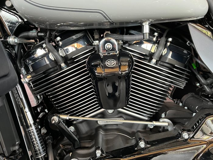 2025 Harley-davidson FLHTCUTG TRI GLIDE U/CLC 114 BILLIARD GREY