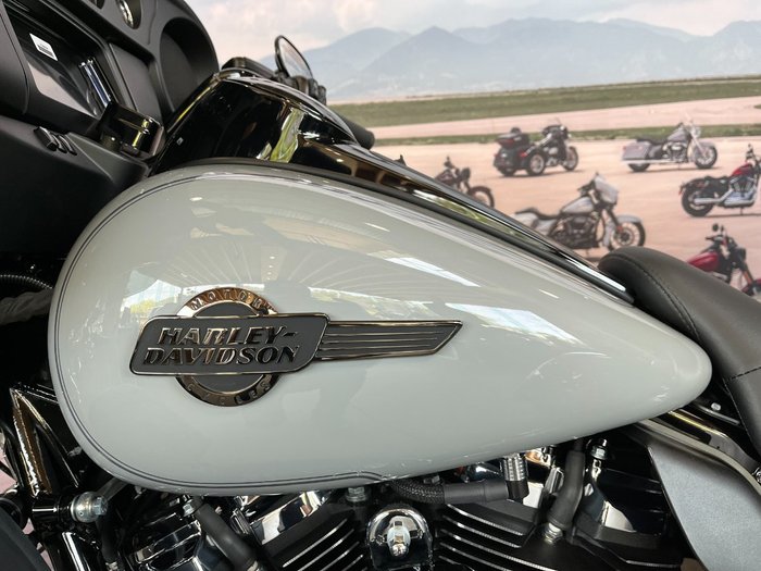 2025 Harley-davidson FLHTCUTG TRI GLIDE U/CLC 114 BILLIARD GREY