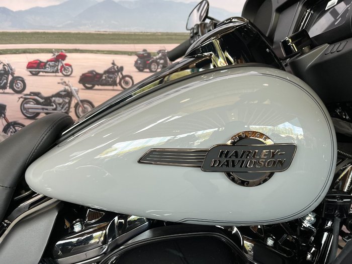 2025 Harley-davidson FLHTCUTG TRI GLIDE U/CLC 114 BILLIARD GREY
