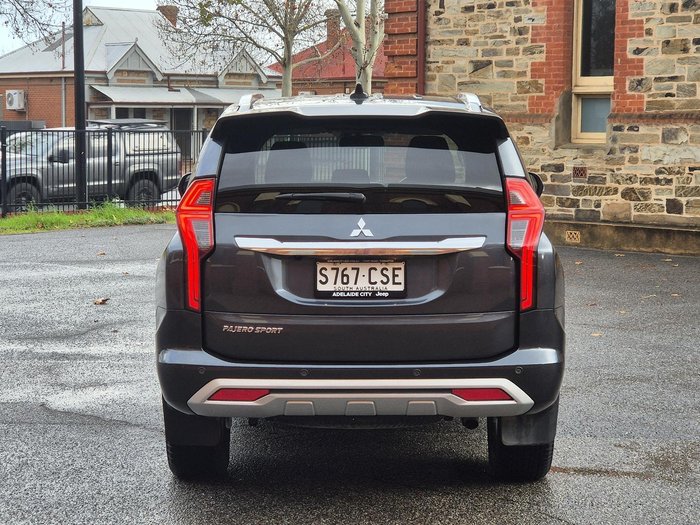 2022 Mitsubishi Pajero Sport GLS