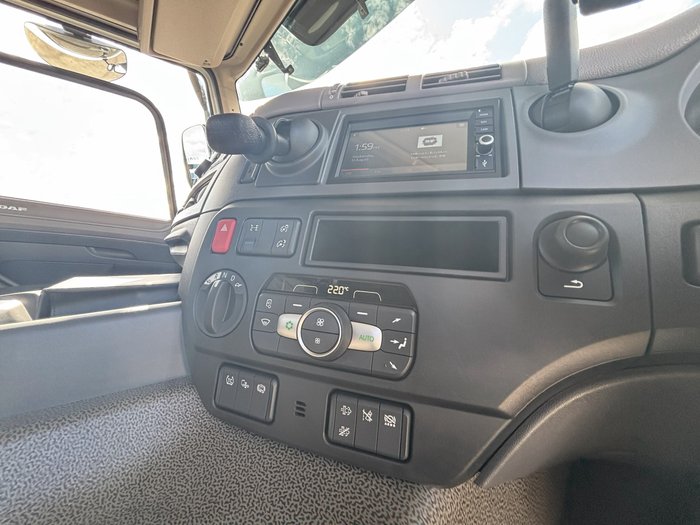 0 DAF FT CF450