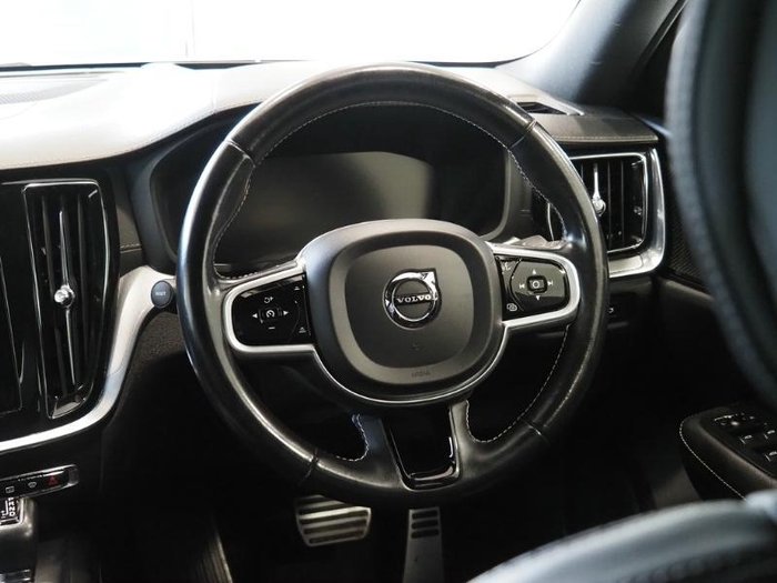 2020 Volvo S60 T5 R-Design