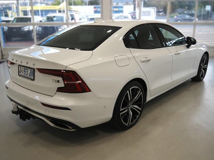 2020 Volvo S60 T5 R-Design