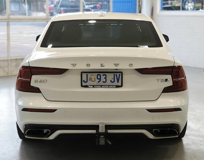 2020 Volvo S60 T5 R-Design